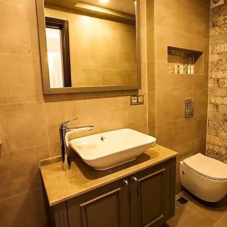 Livia Garden Hotel