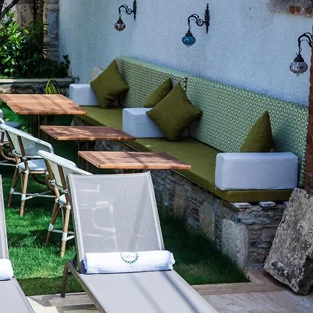 Livia Garden Hotel *