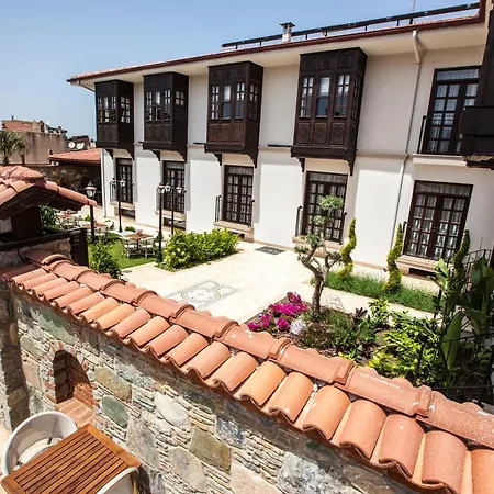 Livia Garden Hotel