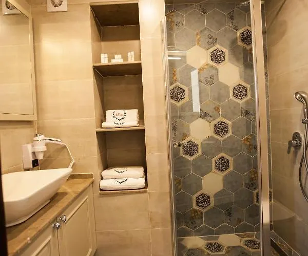 Livia Garden فندق سلجوك