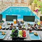 Livia Garden 호텔 셀주크